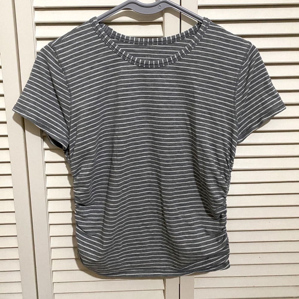 Grey Lululemon athletic top